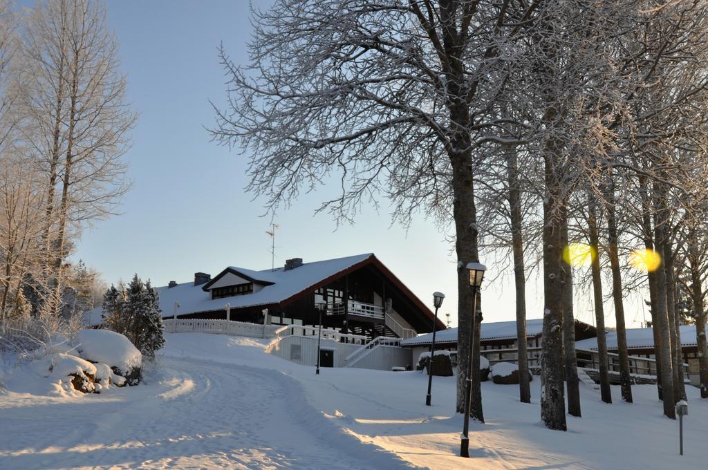 Hotel Hanhi Lapinjärvi エクステリア 写真